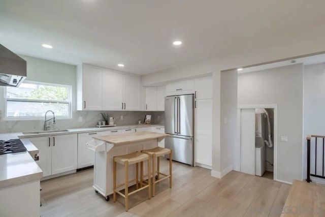 474 H ave, Coronado, CA 92118
