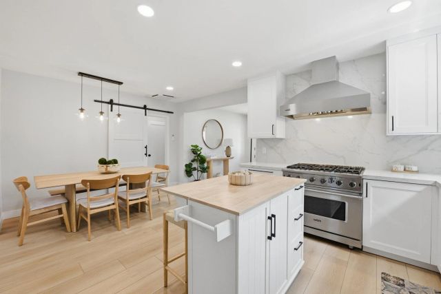 474 H ave, Coronado, CA 92118