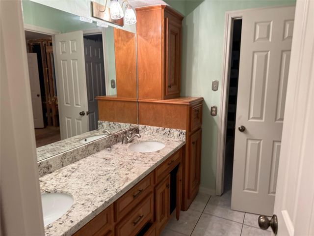 11410 Galbreath Drive, Houston, TX 77066