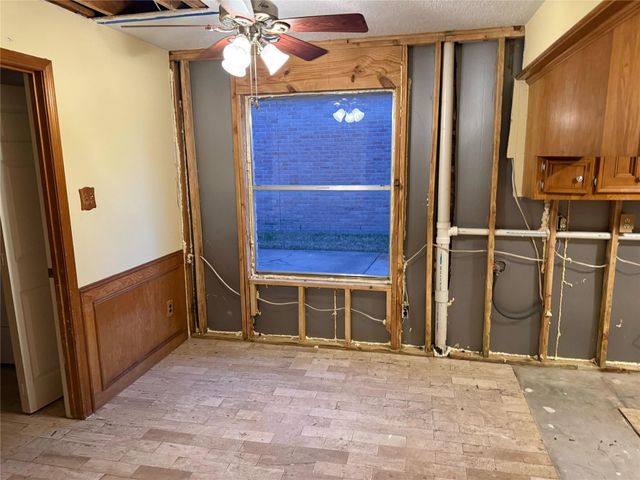 11410 Galbreath Drive, Houston, TX 77066