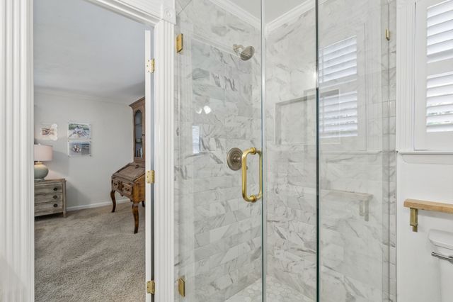 10622 MAPLERIDGE Drive, Dallas, TX 75238