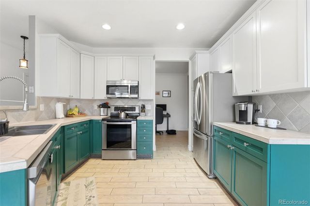 8370 S Garland Way, Littleton, CO 80128