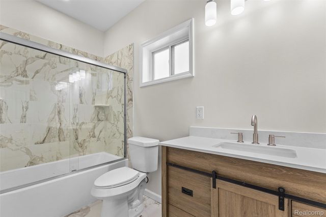 4833 Harding St Harding St, Dearborn Heights, MI 48125