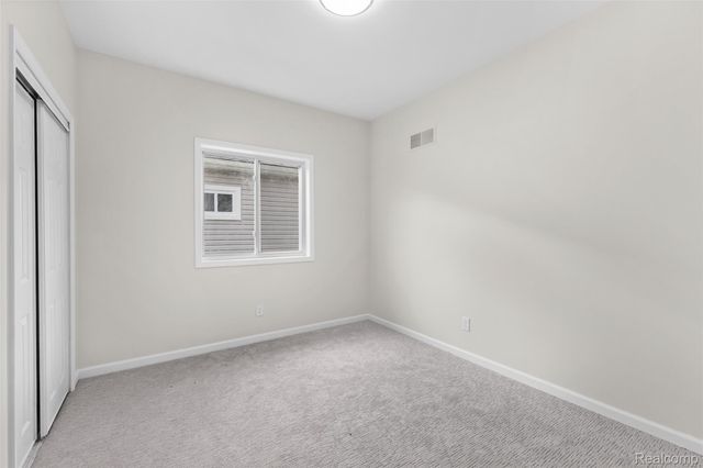 4833 Harding St Harding St, Dearborn Heights, MI 48125