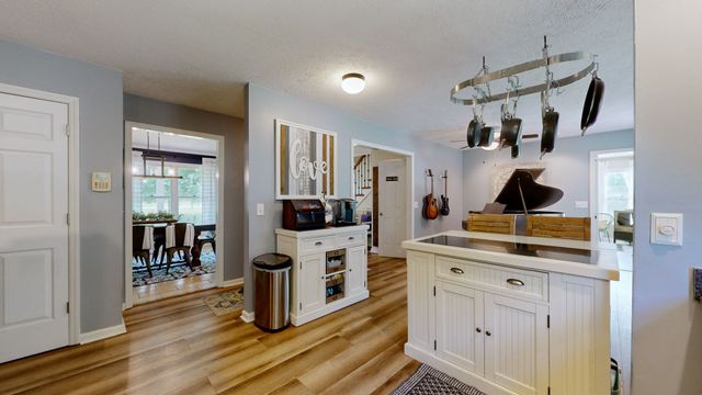 7770 Bridlewood Dr, Christiana, TN 37037