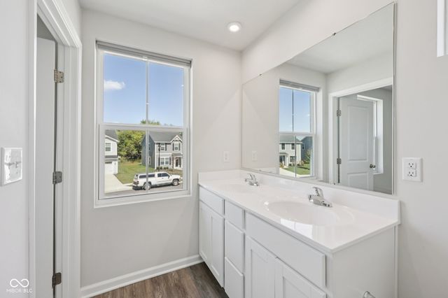 1375 Cascades Drive, Greenfield, IN 46140