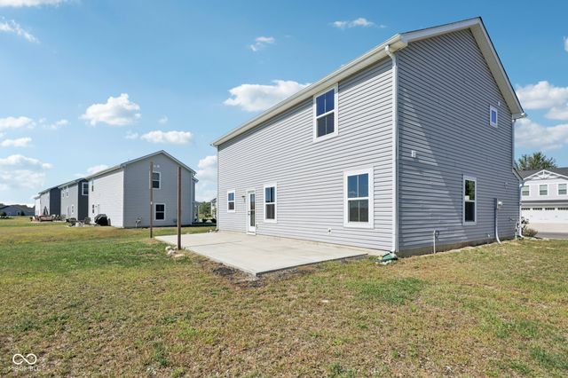 1375 Cascades Drive, Greenfield, IN 46140