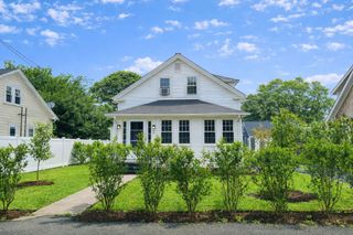58 Chase Street, Hyannis, MA 02601