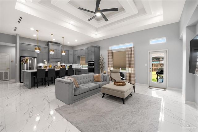 6105 Pipers Walk, Brownsville, TX 78526