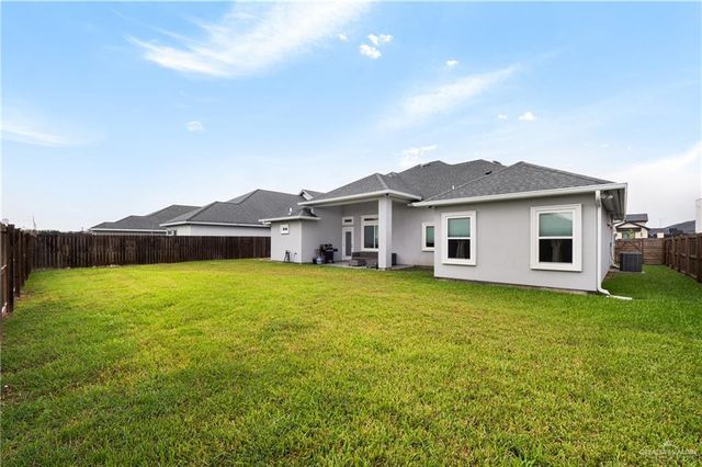 6105 Pipers Walk, Brownsville, TX 78526