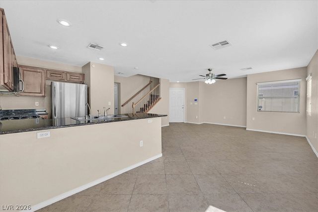 5732 Rose Tiara Drive, Las Vegas, NV 89139
