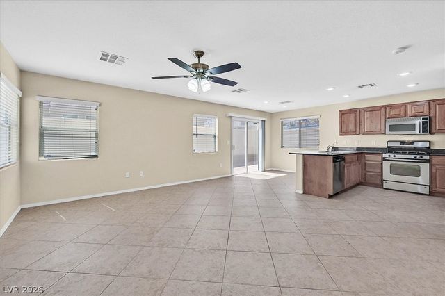 5732 Rose Tiara Drive, Las Vegas, NV 89139