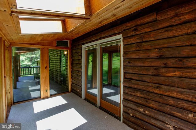 3591 DOGWOOD LN, Riegelsville, PA 18077