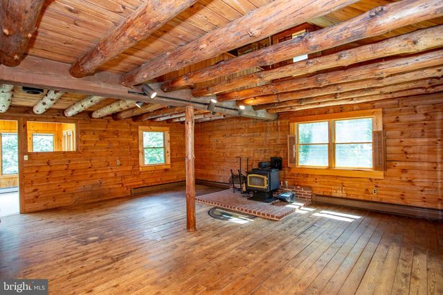 3591 DOGWOOD LN, Riegelsville, PA 18077
