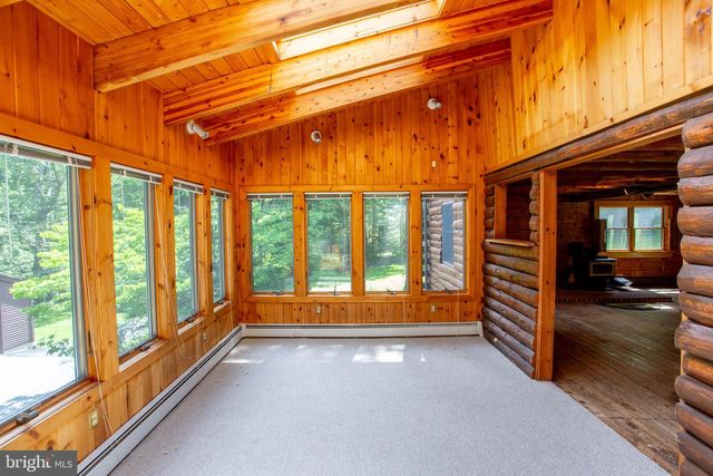 3591 DOGWOOD LN, Riegelsville, PA 18077