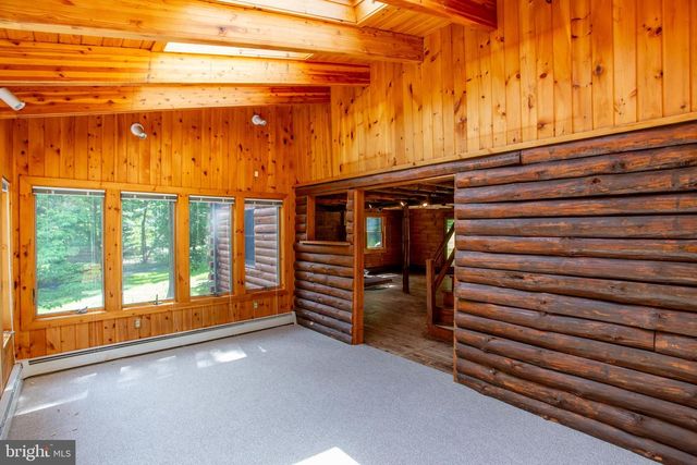 3591 DOGWOOD LN, Riegelsville, PA 18077