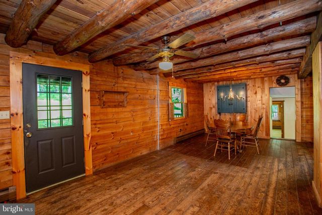 3591 DOGWOOD LN, Riegelsville, PA 18077