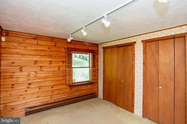 3591 DOGWOOD LN, Riegelsville, PA 18077