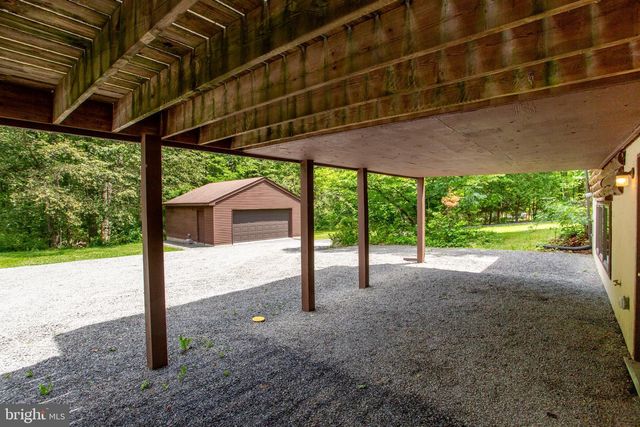 3591 DOGWOOD LN, Riegelsville, PA 18077