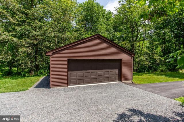 3591 DOGWOOD LN, Riegelsville, PA 18077