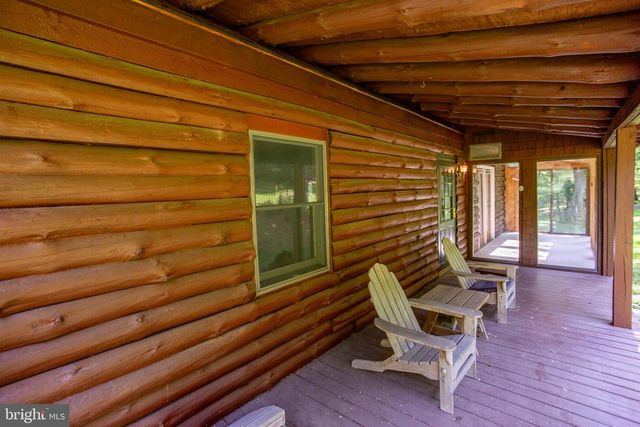 3591 DOGWOOD LN, Riegelsville, PA 18077