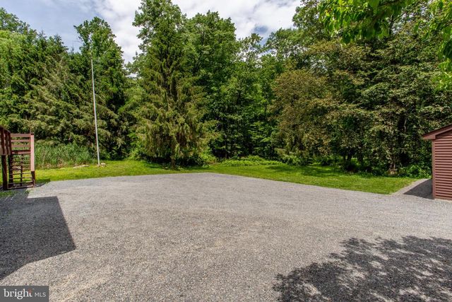 3591 DOGWOOD LN, Riegelsville, PA 18077