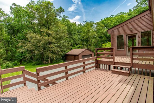 3591 DOGWOOD LN, Riegelsville, PA 18077