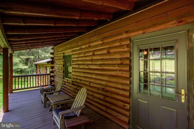 3591 DOGWOOD LN, Riegelsville, PA 18077