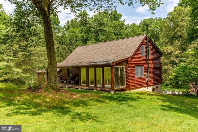 3591 DOGWOOD LN, Riegelsville, PA 18077