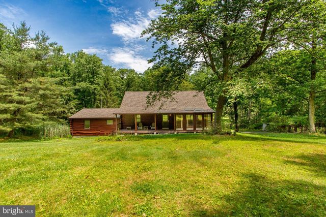 3591 DOGWOOD LN, Riegelsville, PA 18077