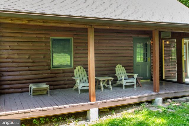 3591 DOGWOOD LN, Riegelsville, PA 18077