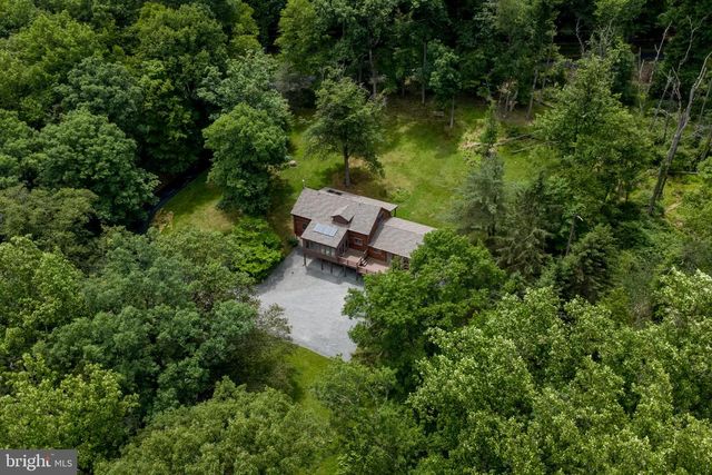 3591 DOGWOOD LN, Riegelsville, PA 18077
