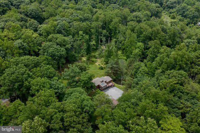3591 DOGWOOD LN, Riegelsville, PA 18077