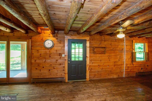 3591 DOGWOOD LN, Riegelsville, PA 18077