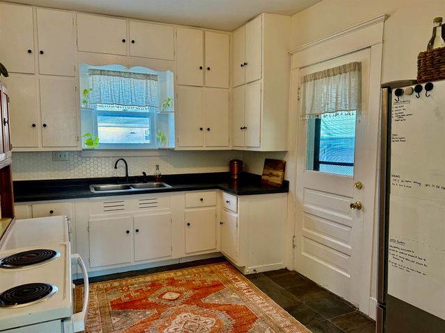 115 S State Street, Alma, MI 48801