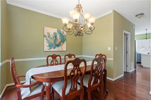 5660 Bridle Glen Drive, Buford, GA 30518