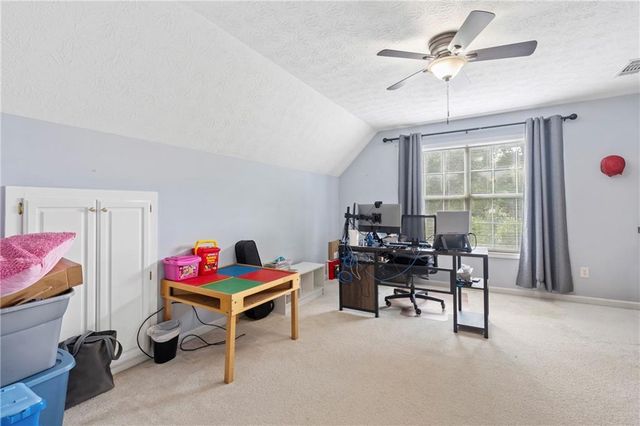 5660 Bridle Glen Drive, Buford, GA 30518
