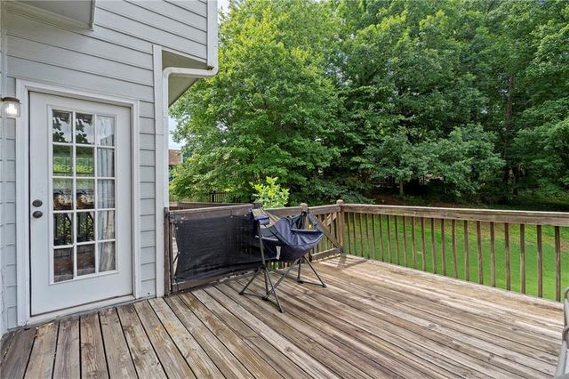 5660 Bridle Glen Drive, Buford, GA 30518