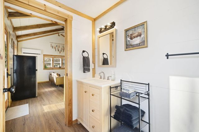 22 Still Hand, Beattyville, KY 41311