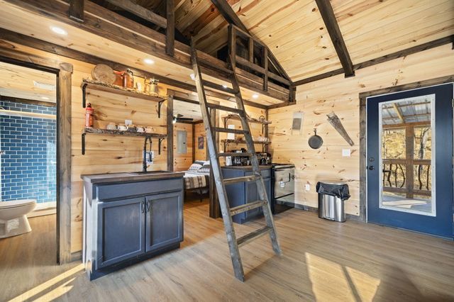 22 Still Hand, Beattyville, KY 41311