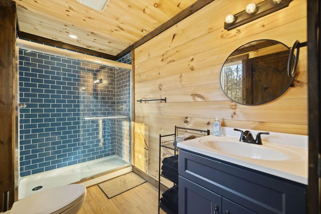 22 Still Hand, Beattyville, KY 41311