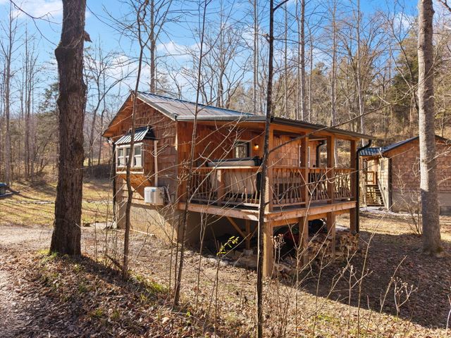 22 Still Hand, Beattyville, KY 41311