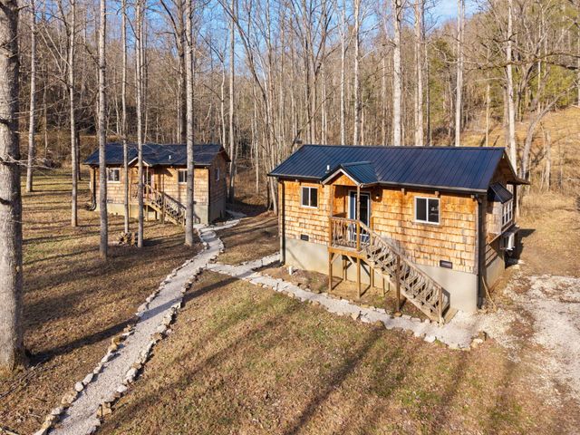 22 Still Hand, Beattyville, KY 41311