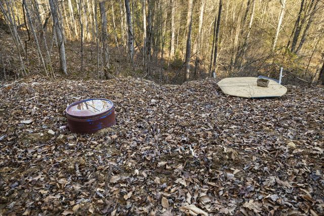 22 Still Hand, Beattyville, KY 41311