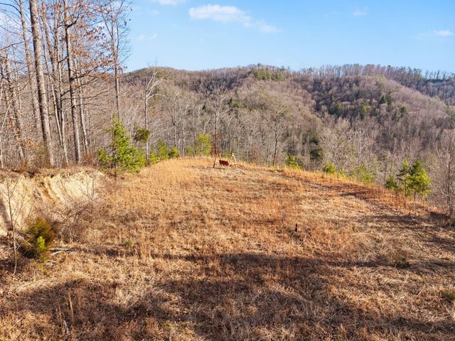 22 Still Hand, Beattyville, KY 41311