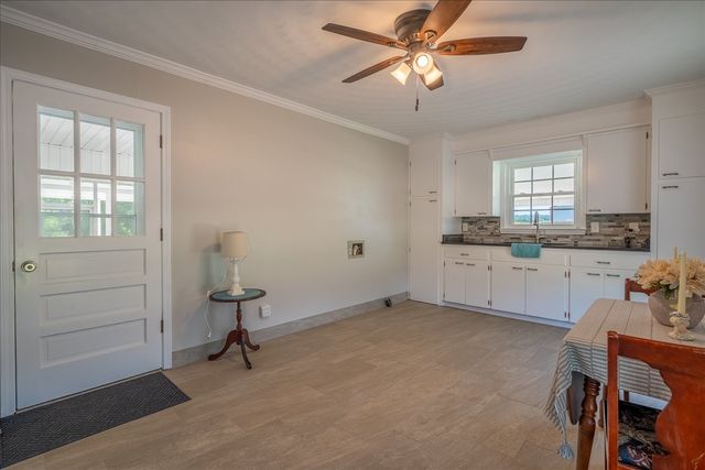 1448 Baker Ln, Lawrenceburg, TN 38464