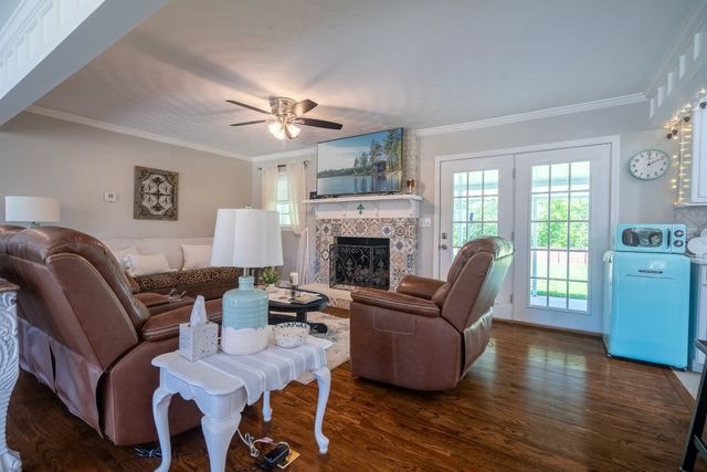 1448 Baker Ln, Lawrenceburg, TN 38464