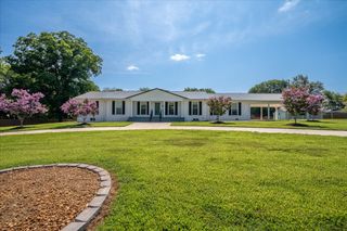 1448 Baker Ln, Lawrenceburg, TN 38464