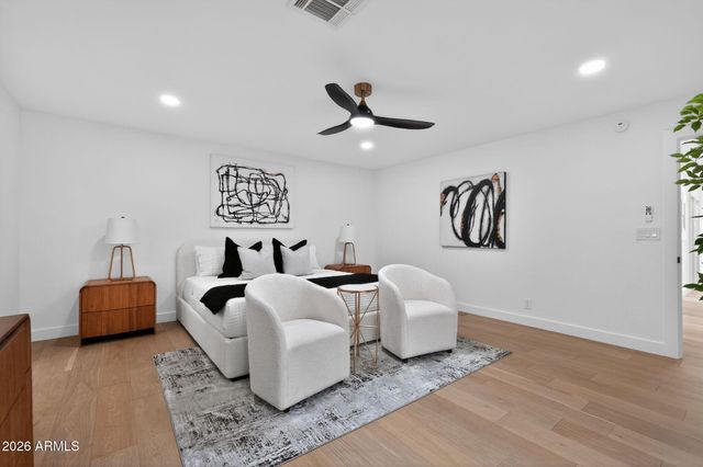 7369 E KRALL Street, Scottsdale, AZ 85250