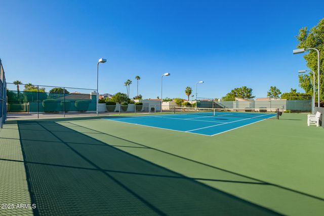 7369 E KRALL Street, Scottsdale, AZ 85250